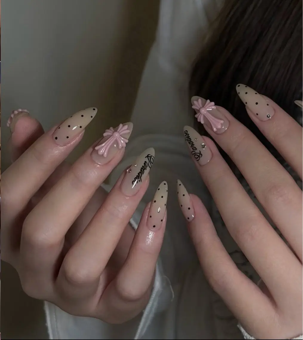 ネイル ハンドネイル Rina Mika Nailsのネイルデザイン