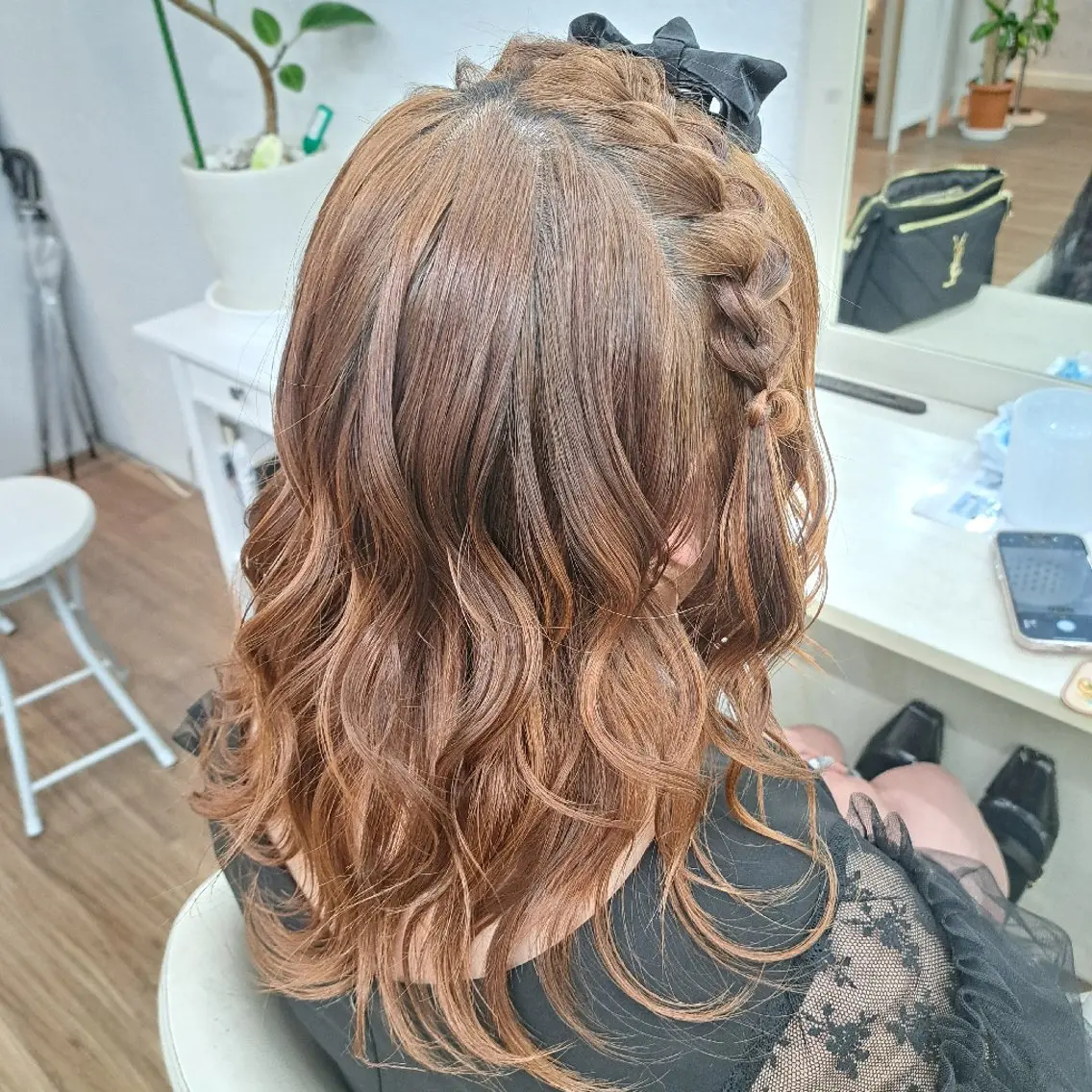 ミディアム ヘアアレンジ ヘアセット GLOSS心斎橋🌹 はるなのヘアスタイル