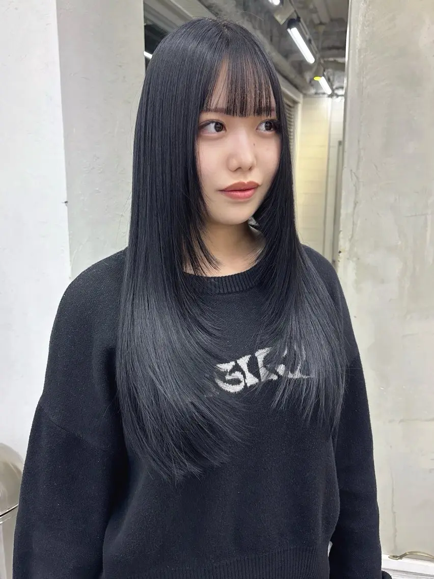 ロング ダブルカラー/寒色 カラー/リリカ🦕のヘアスタイル