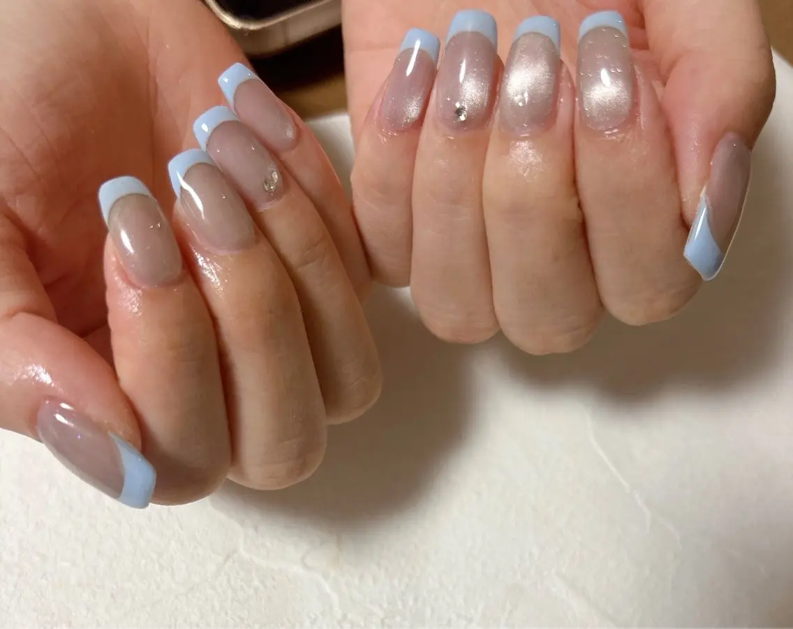 ネイル オーロラネイル フットネイル フレンチネイル ジェルネイル マグネットネイル ハンドネイル kiki nail &brow二子玉川のネイルデザイン