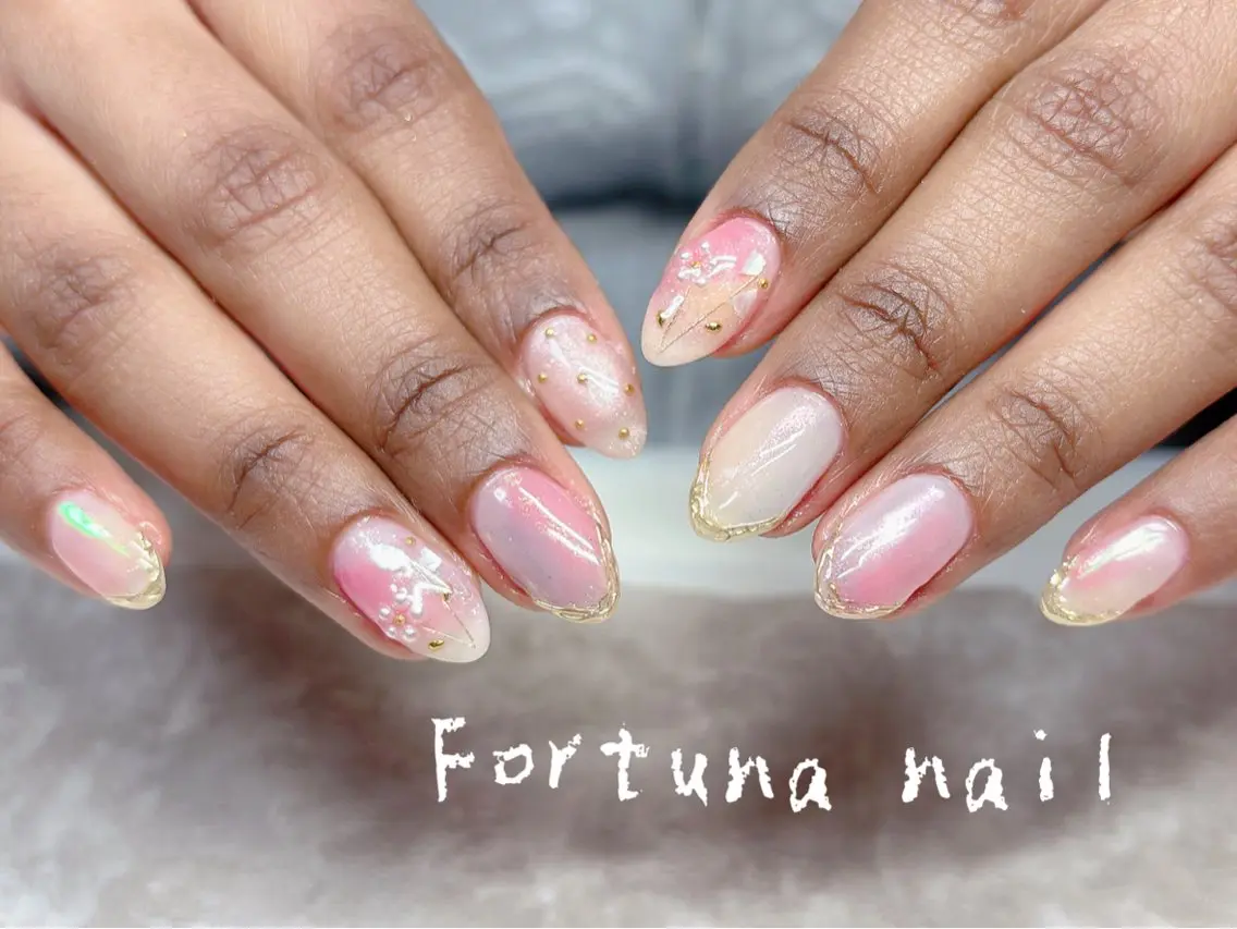 ネイル 持ち込み Nail •Head スパFortunaのネイルデザイン