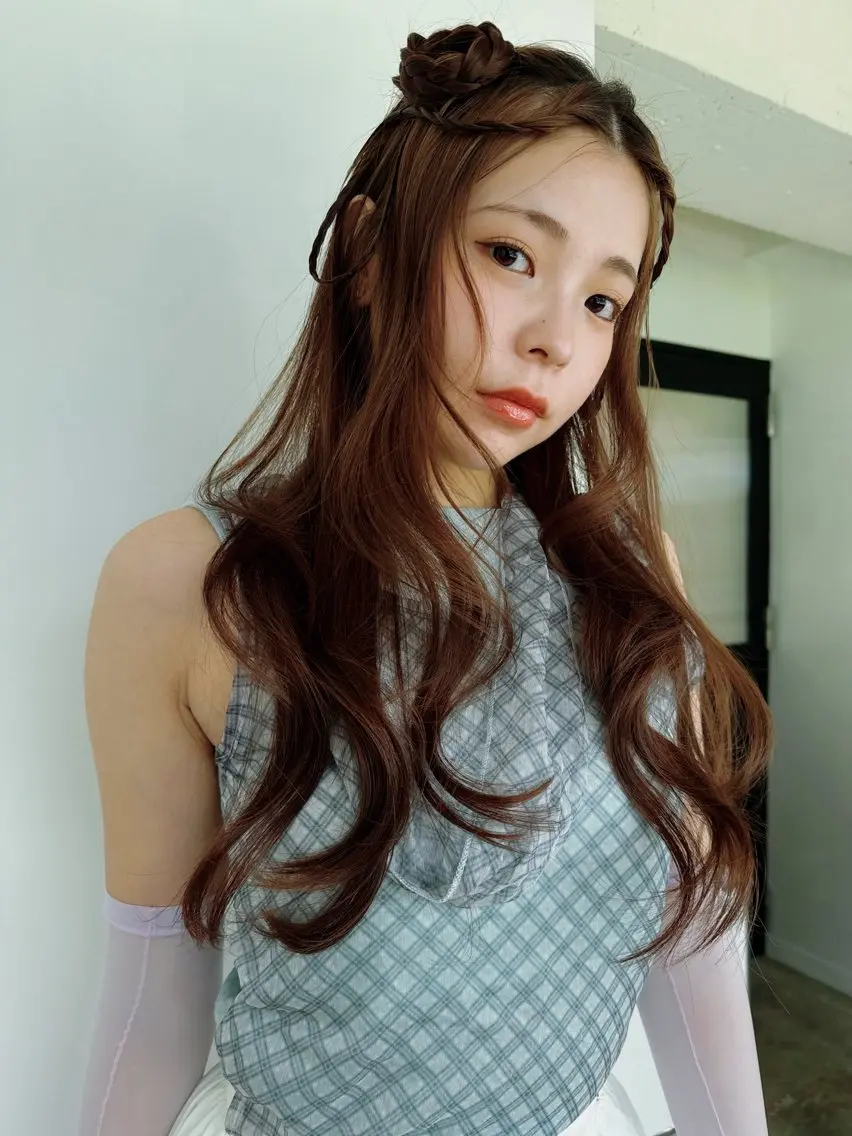 ロング 透明感カラー 🎀エリコ🌈のヘアスタイル