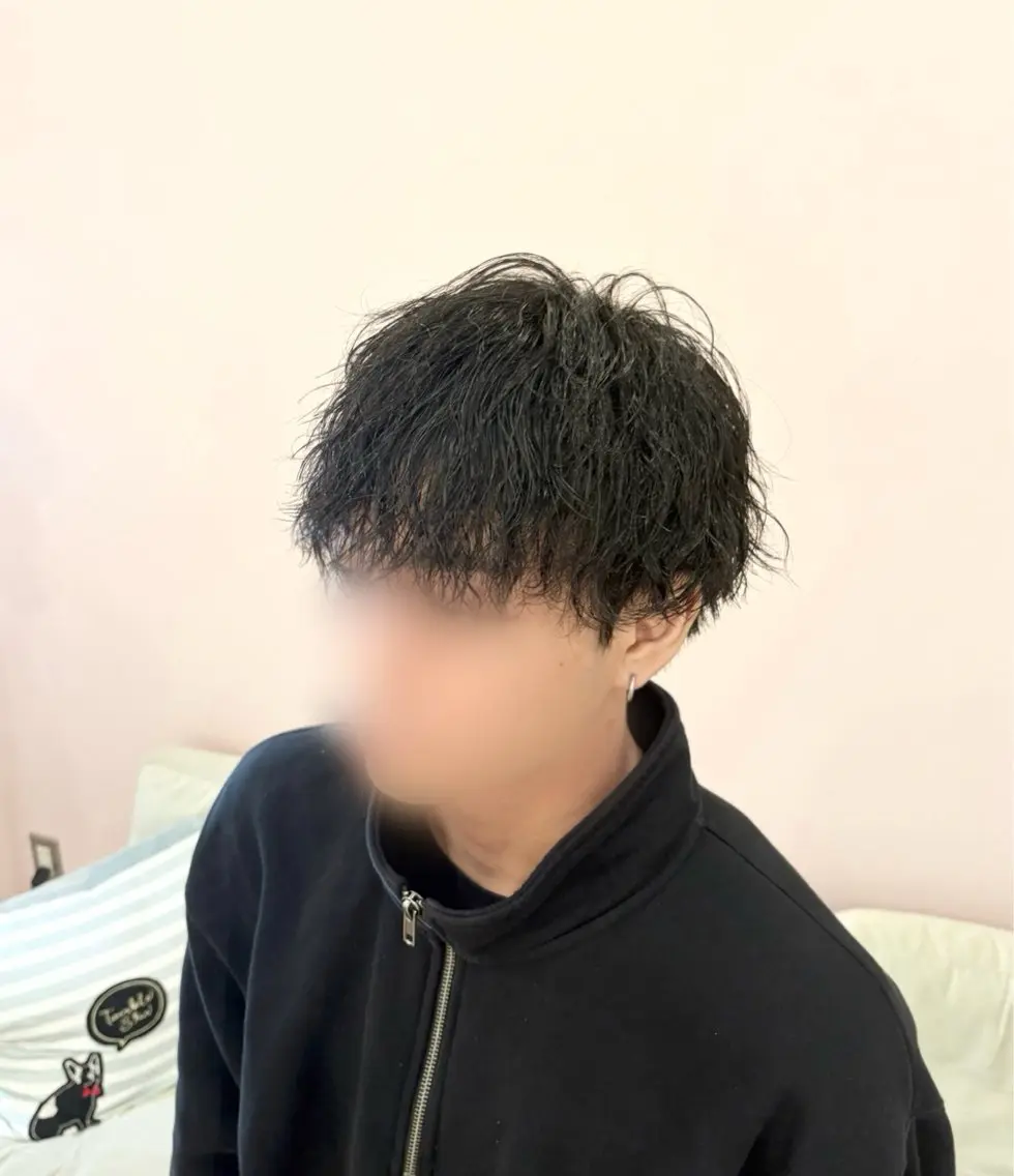 【学割】U24🩵メンズパーマ🪽カット👦🏻꙳⋆*➕ツイストスパイラル/波巻きスパイラル💫の写真