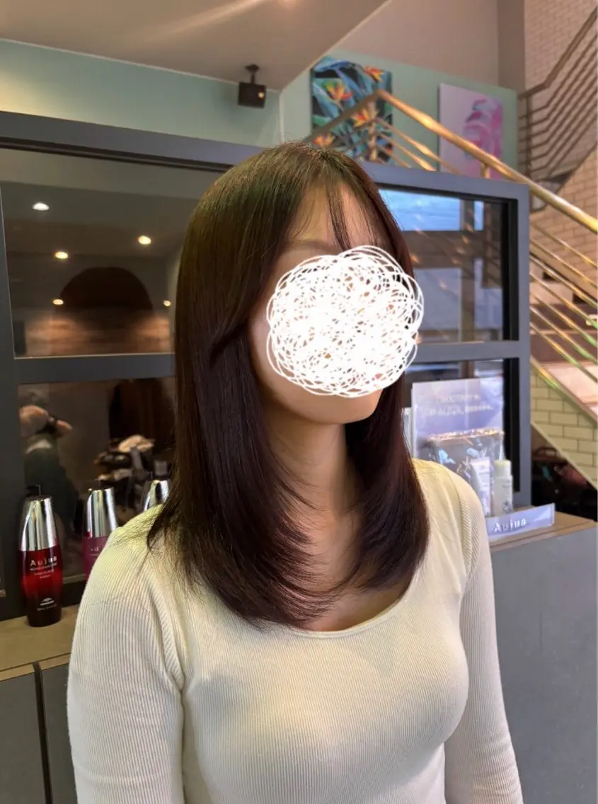 セミロング 顔周りカット レイヤーカット 小顔カット カット 🫧古田 穂香🫧パーマモデルのヘアスタイル