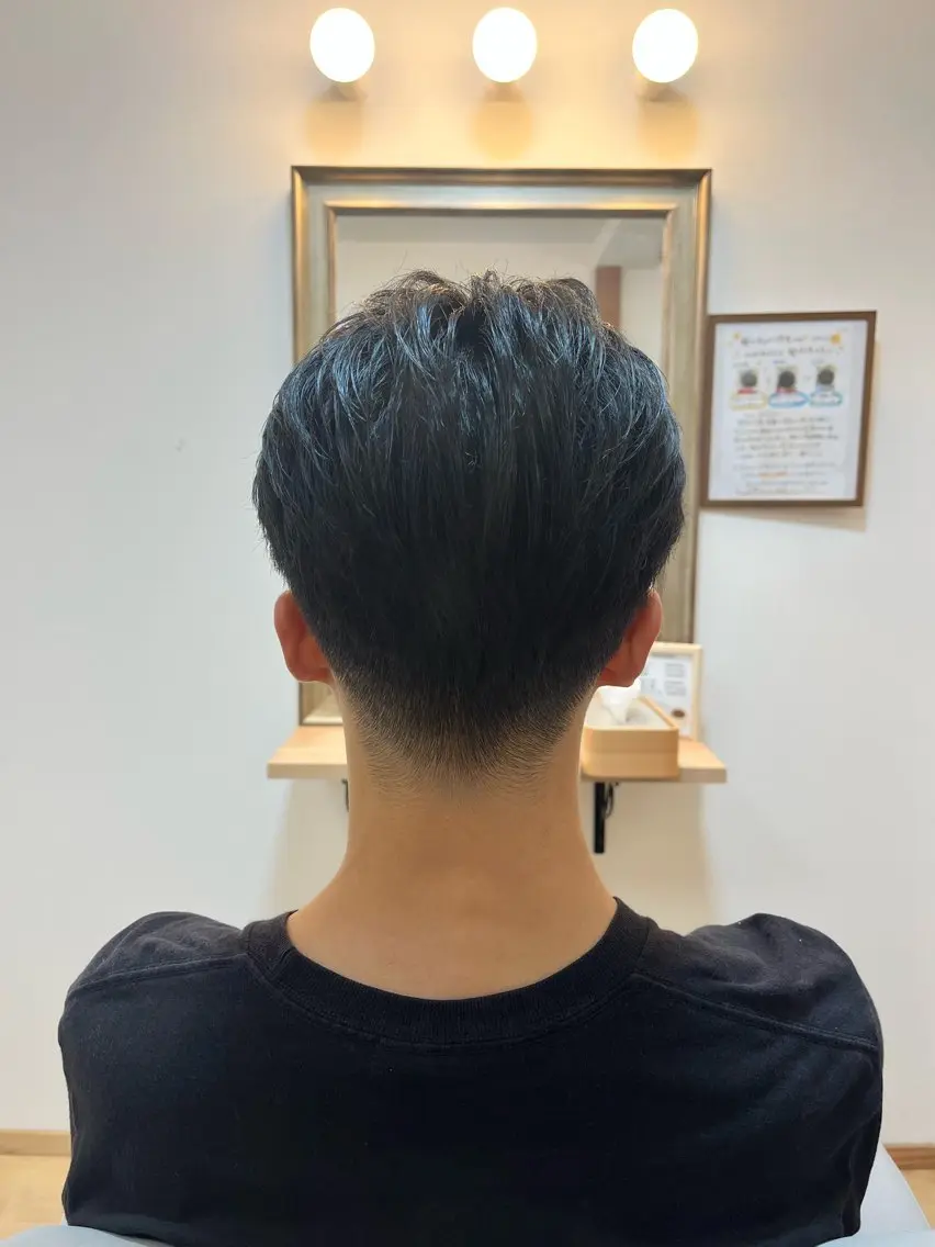 ショート メンズ MoMO北三条駅 ꕤ︎︎·͜·さとうのヘアスタイル