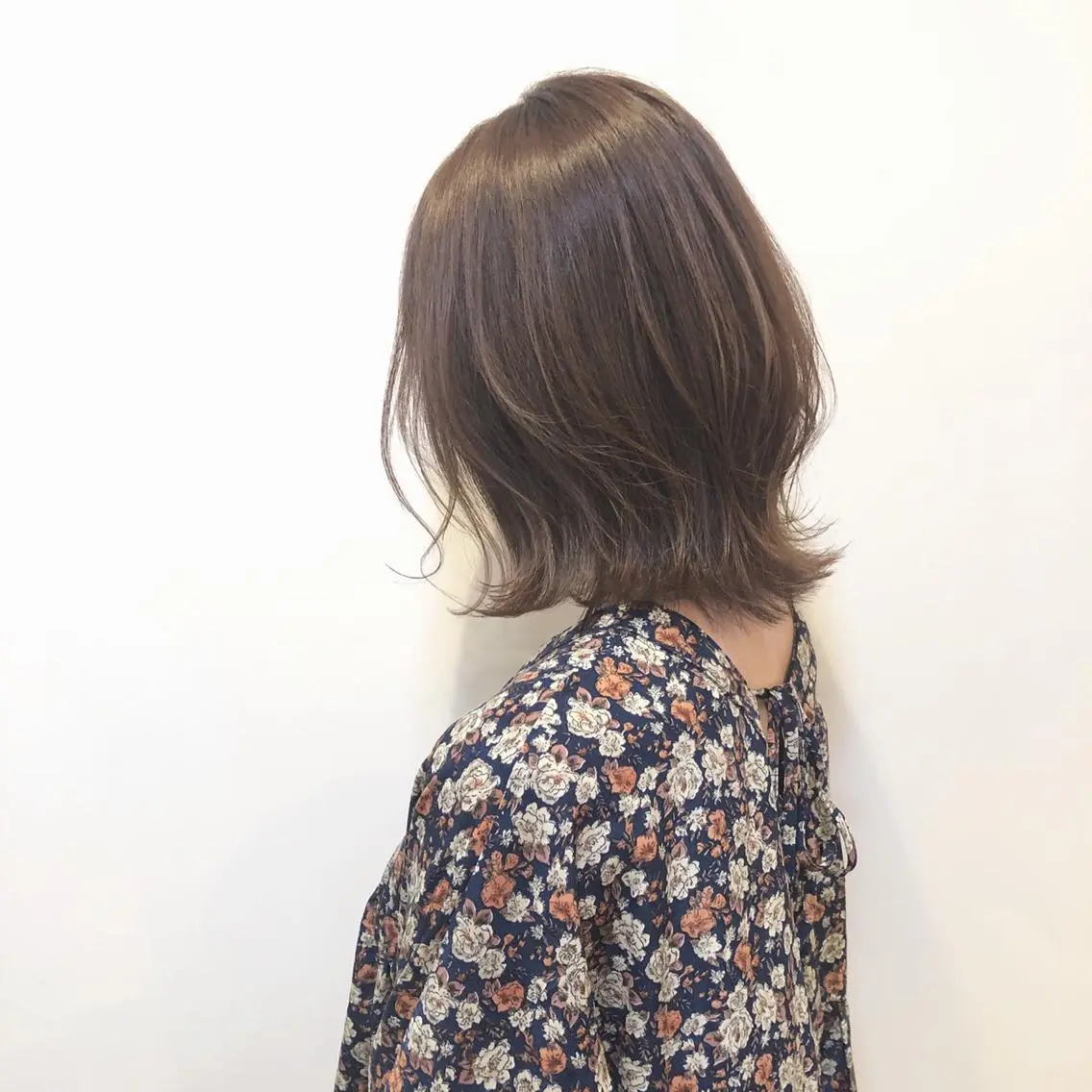 ミディアム カラー i muのヘアスタイル