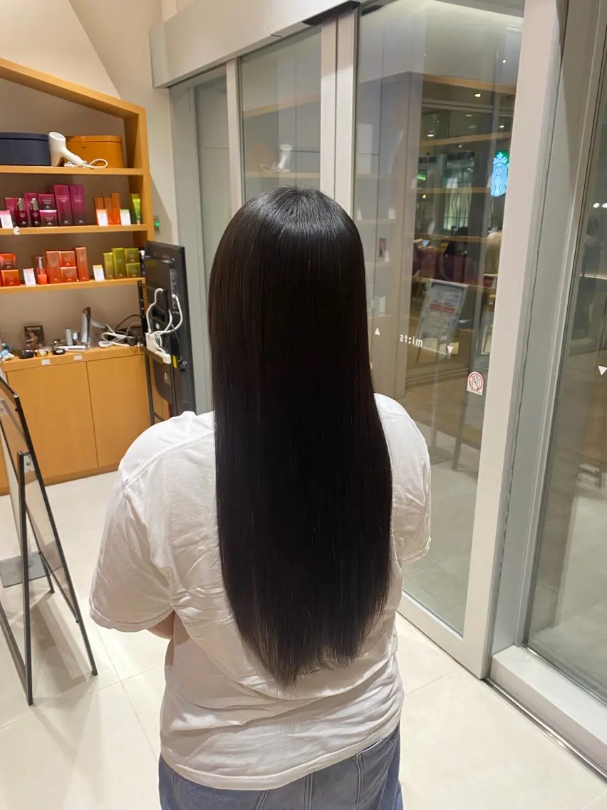 ロング パーマ 縮毛矯正 トリートメント 💎ツヤ髪ストレート カラー💎かのんのヘアスタイル