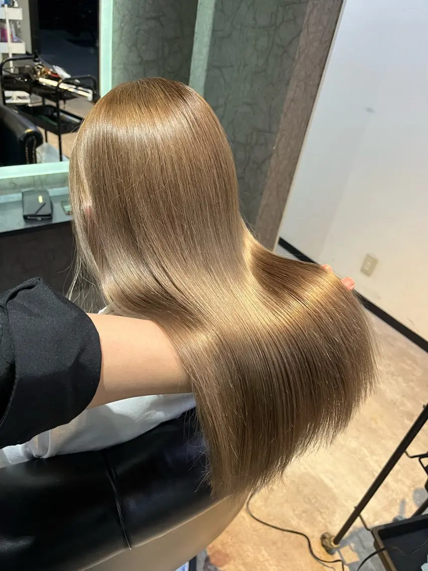 ロング エクステ ケアブリーチ&シール エクステの店和田翔莉のヘアスタイル