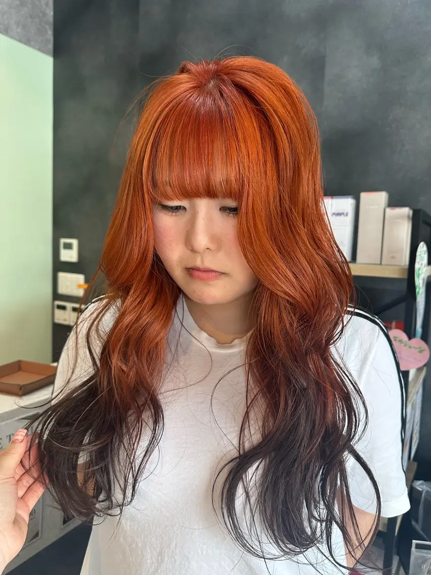 ロング ヘアカラー 坂庭 美夢のヘアスタイル
