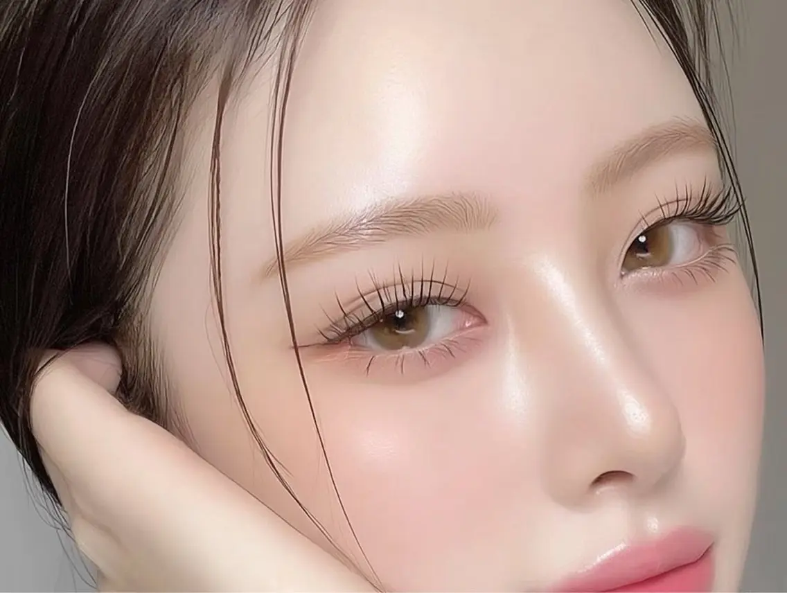 マツエク・マツパ 束感まつ毛 韓国風マツエク パリジェンヌラッシュリフト まつげパーマ 一重×まつ毛パーマ 束感まつげパーマ🩷 MOMOKAのマツエク・マツパデザイン
