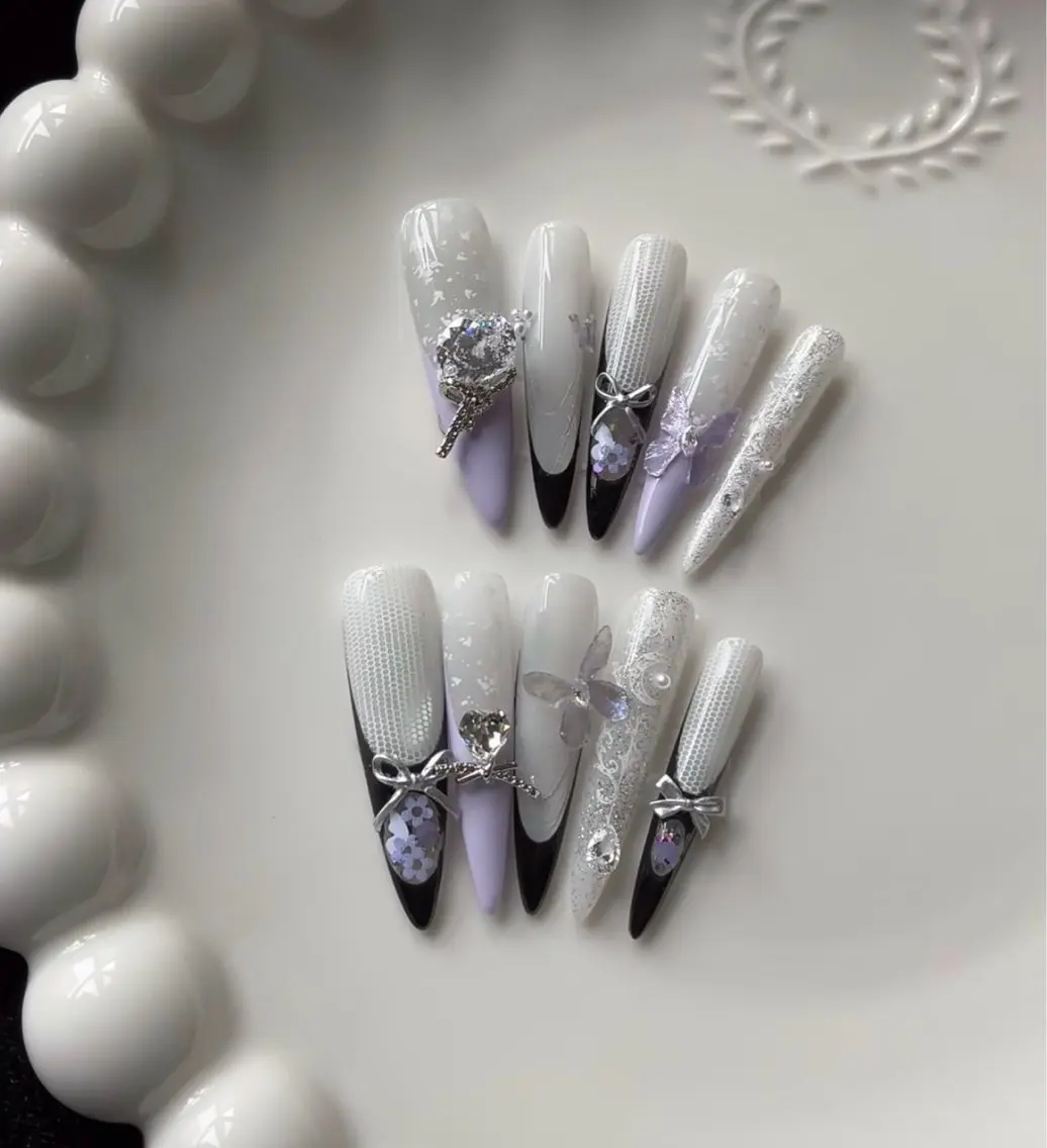 ネイル ハンドネイル WO MIAO💎のネイルデザイン