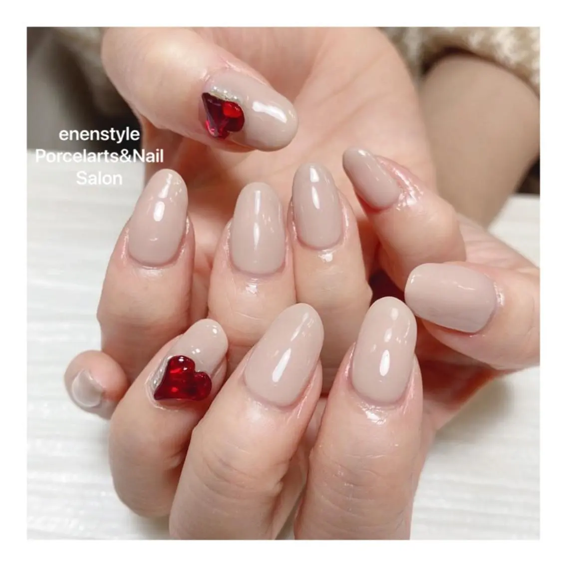 ミディアム ネイル 🐾enen style 🐾のネイルデザイン