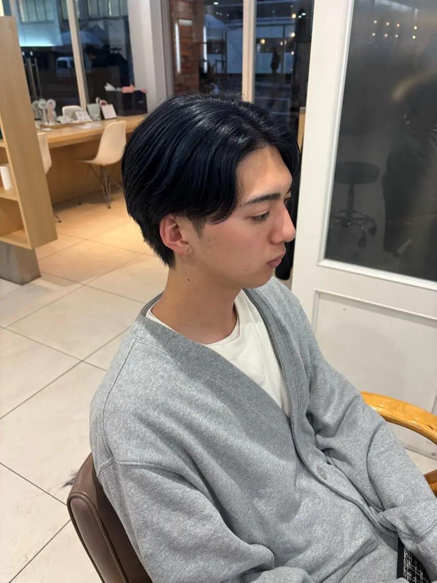 カラー メンズ 黒髪 ブルーカラー ブルーブラック 💈メンズパーマ カラー💈momoのヘアスタイル