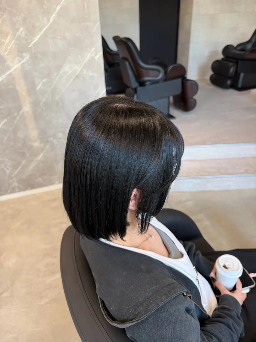 ミディアム カラー ヘアカラー caho/大阪梅田 韓国ヘア🇰🇷🩶のヘアスタイル