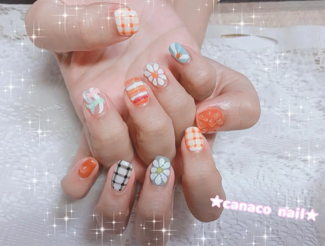 ネイル アートネイル クリアネイル フラワーネイル ジェルネイル 韓国ネイル ハンドネイル ハンドケア ベテランネイル cnc nailのネイルデザイン