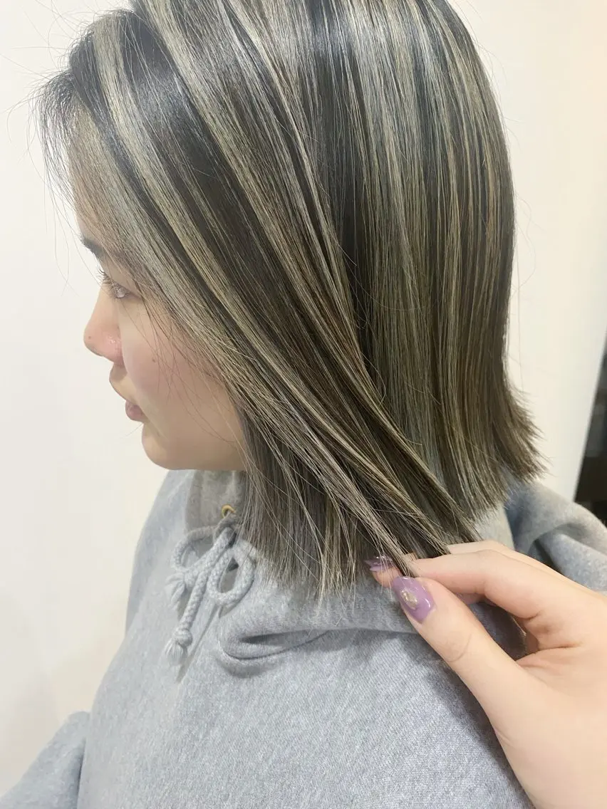 ショート カラー ハイライトカラー ハイライト ヘアカラー 瀬尾 亜沙美のヘアスタイル