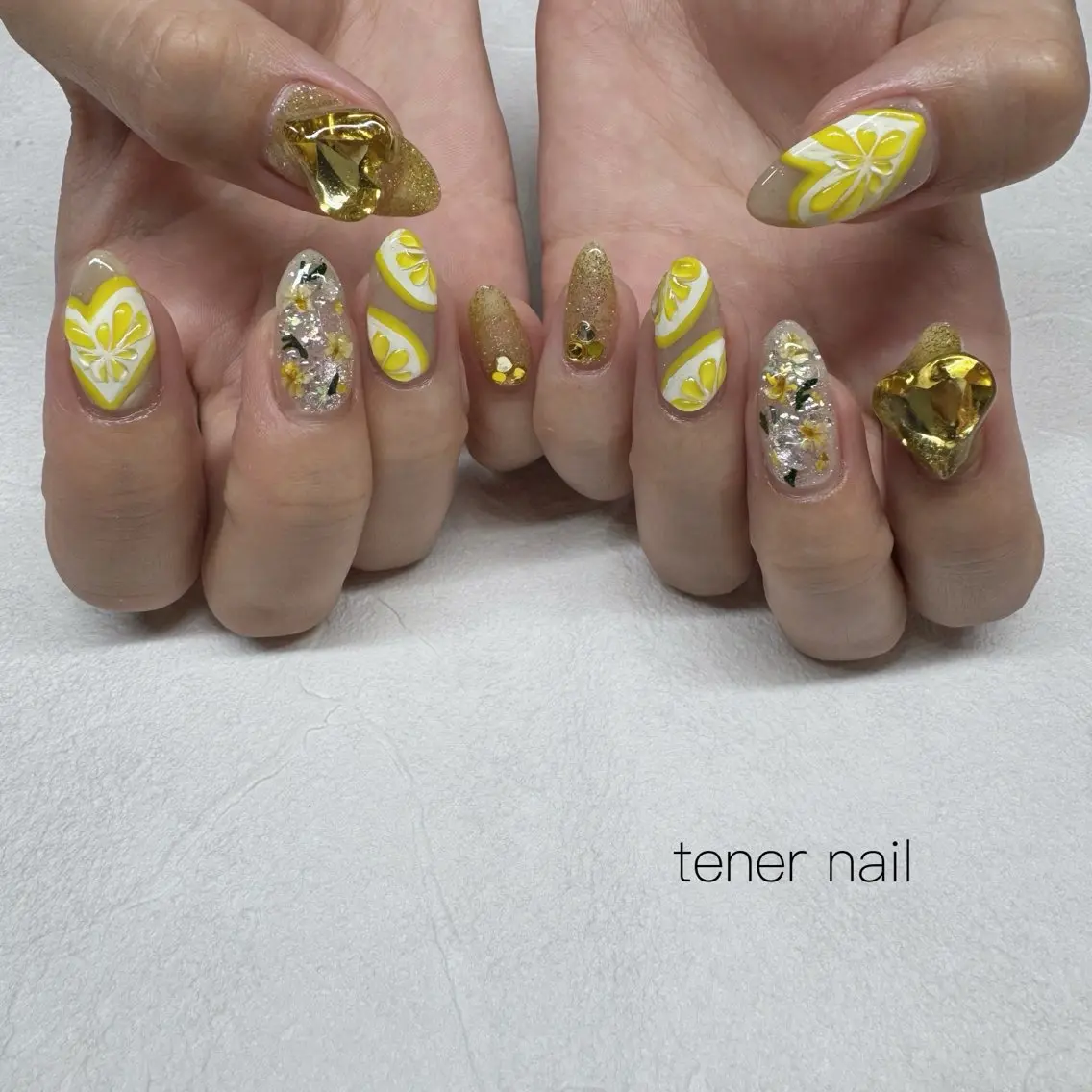 ネイル ハート ハンドネイル テネルネイル tener nailのネイルデザイン