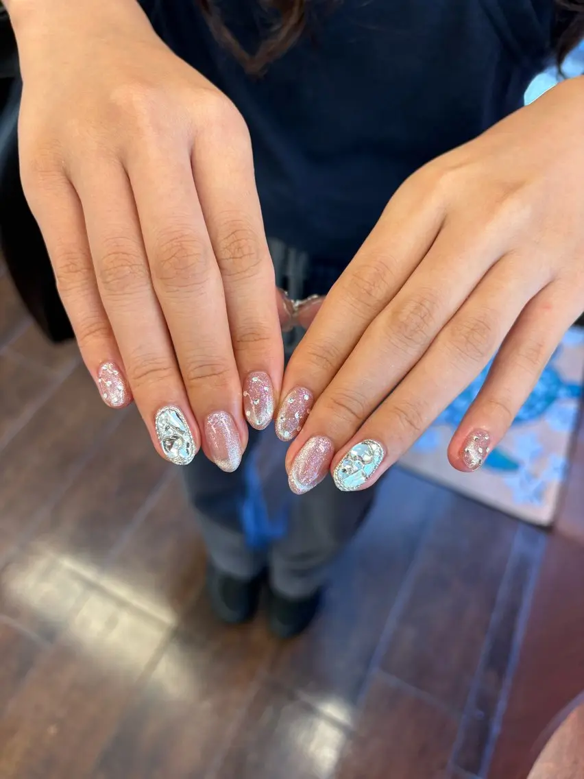 ネイル ハンドネイル AMI 美フォルムネイルのネイルデザイン
