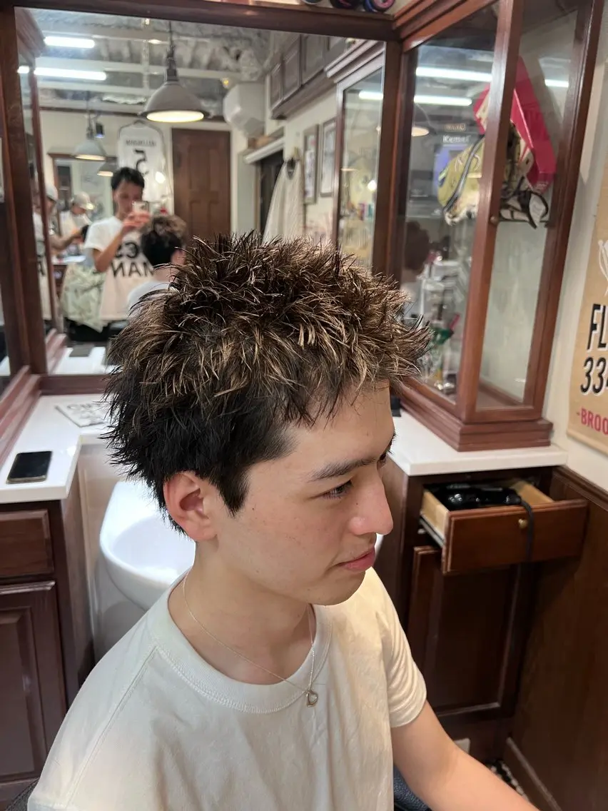 ショート ショートヘア 虎 太郎のヘアスタイル