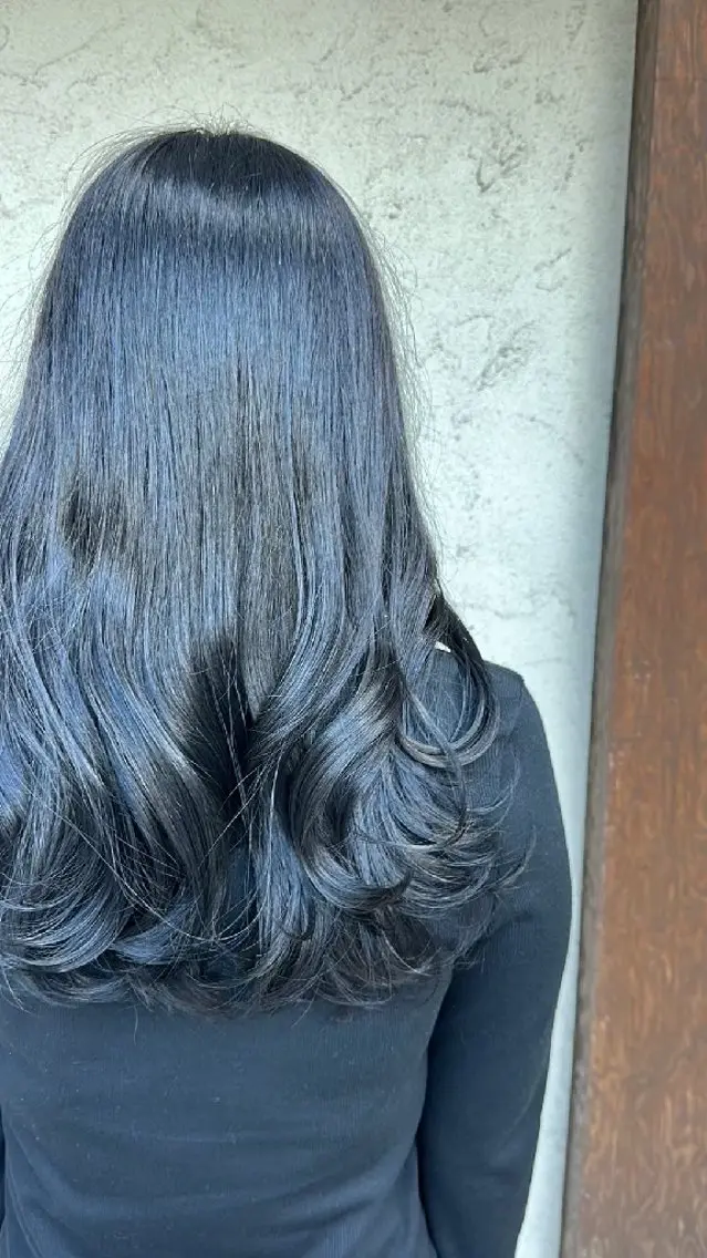 カラー ヘアカラー トリートメント 束感まつぱ🫧 なつき🫧のヘアスタイル