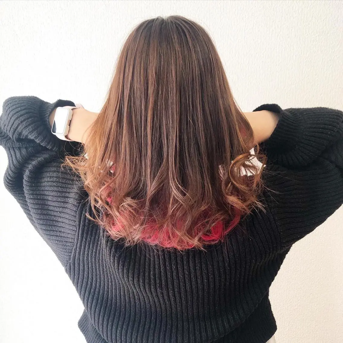 カラー ツノガイ エリのヘアスタイル