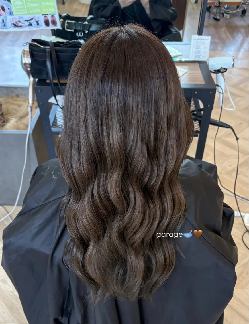 ロング ヘアカラー 牧野 未来のヘアスタイル