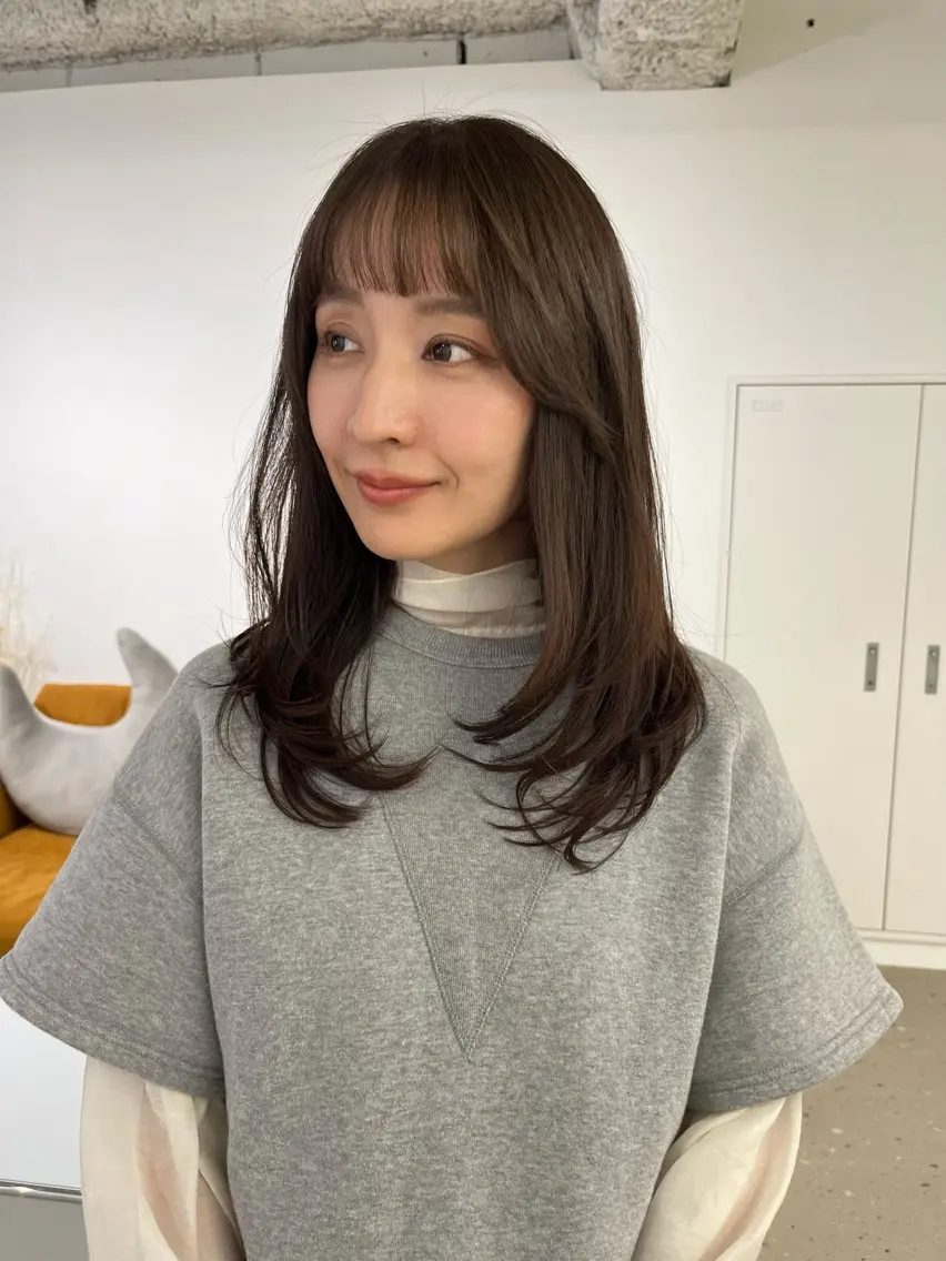 ロング レイヤーカット 箱崎 凪沙のヘアスタイル