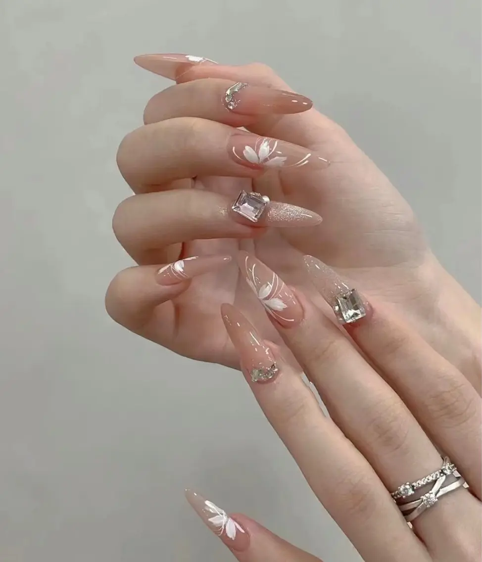 ネイル ハンドネイル D-BEAUTY Nailsalonのネイルデザイン