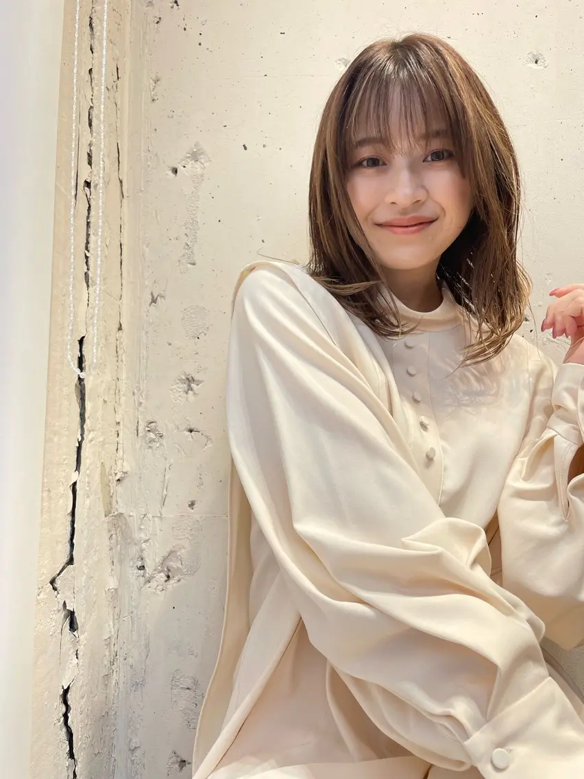 ミディアム カラー ヘアカラー トリートメント ヘアセット 360°キレイな ショートカットのヘアスタイル