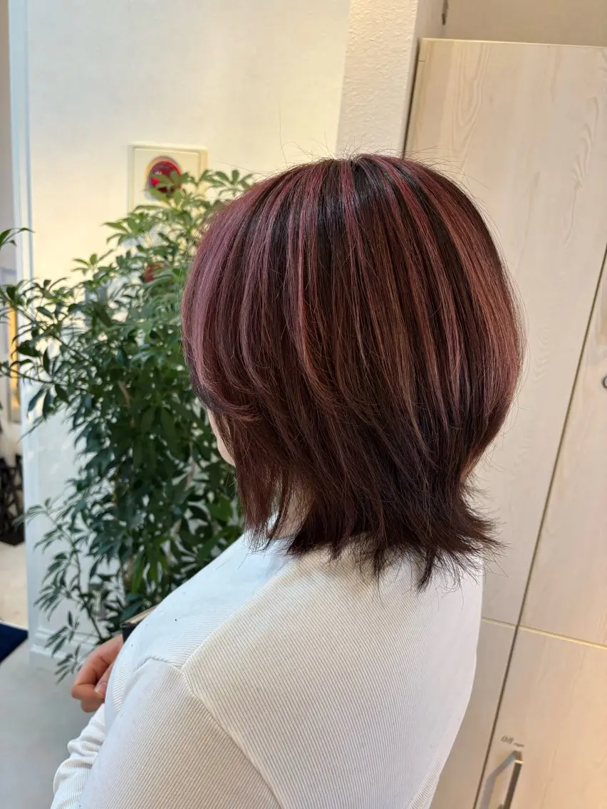 ショート カラー ハイライトカラー ハイライト ヘアカラー トリートメント Rena/レイヤー /暖色/透明感のヘアスタイル
