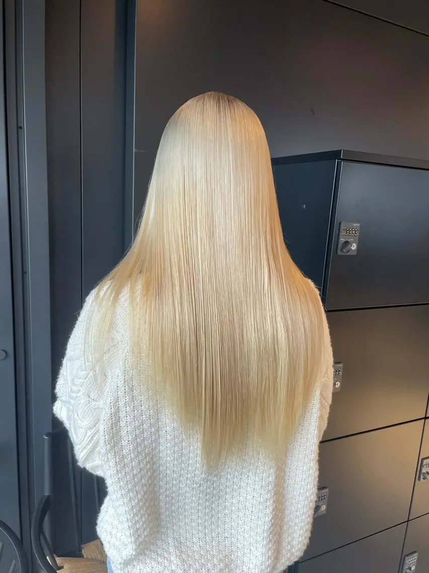 💐上品ハイトーンカラー+トリートメント💐の写真