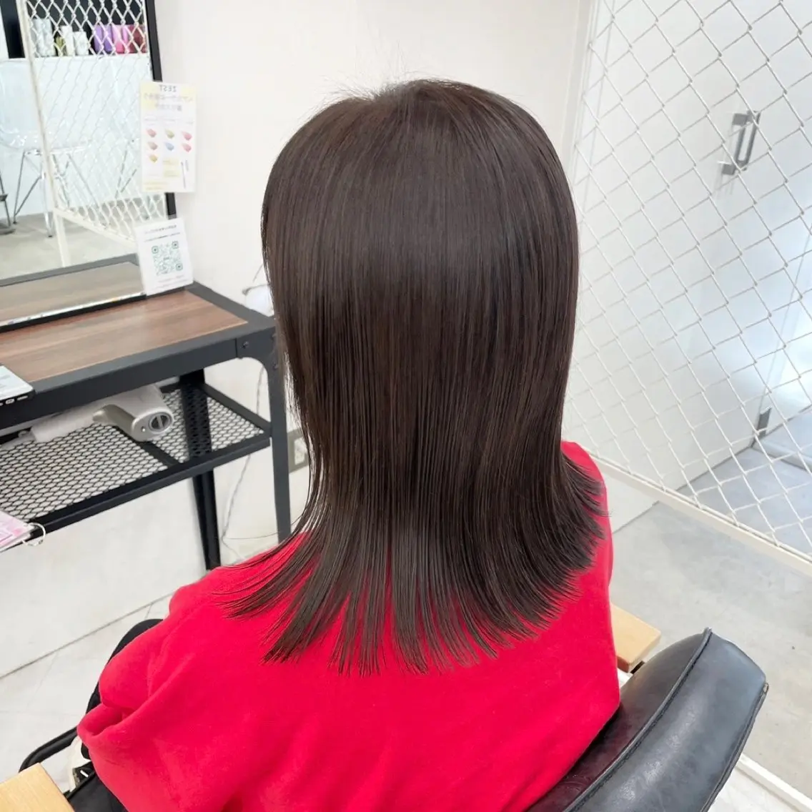 ミディアム カラー パーマ ヘアアレンジ メンズ ブラウンカラー 透明感カラー グレージュ トリートメント mona/ ストレートスタイル✨のヘアスタイル