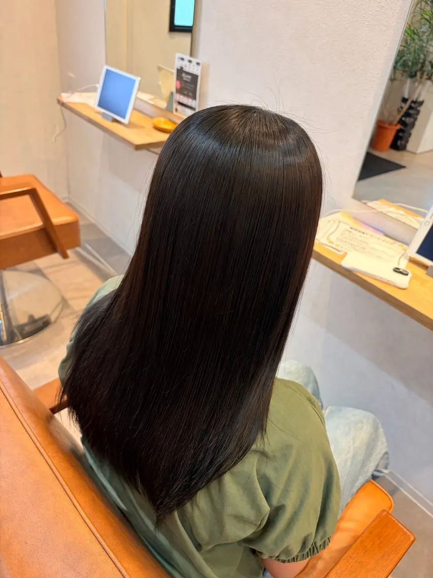 ロング アッシュ アッシュブラウン 髪質改善 トリートメント ヘアカラー カノエ/モデル募集 _RUIのヘアスタイル