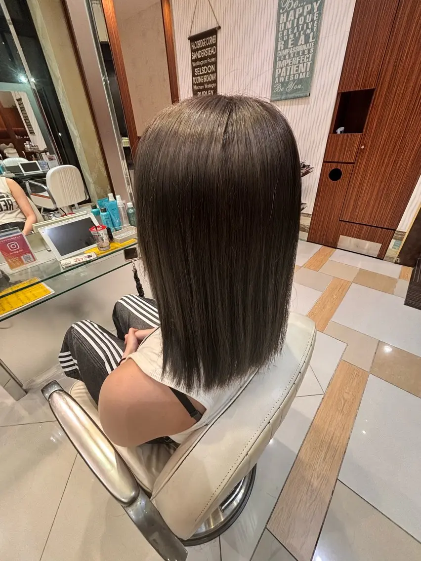 ミディアム カラー ヘアカラー トリートメント 高橋 佳那のヘアスタイル