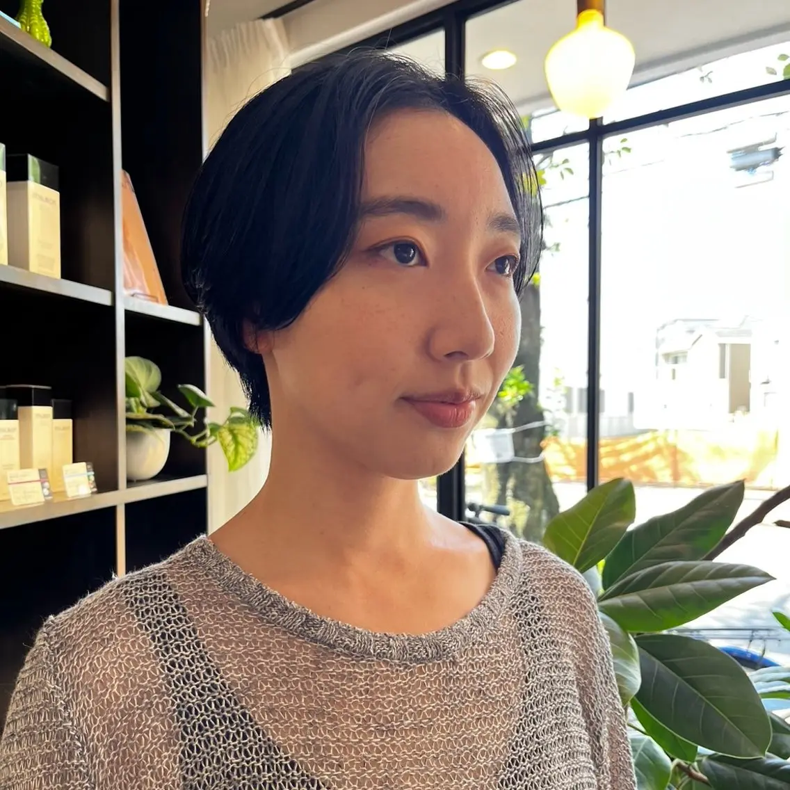 ショート 西野 優夏のヘアスタイル