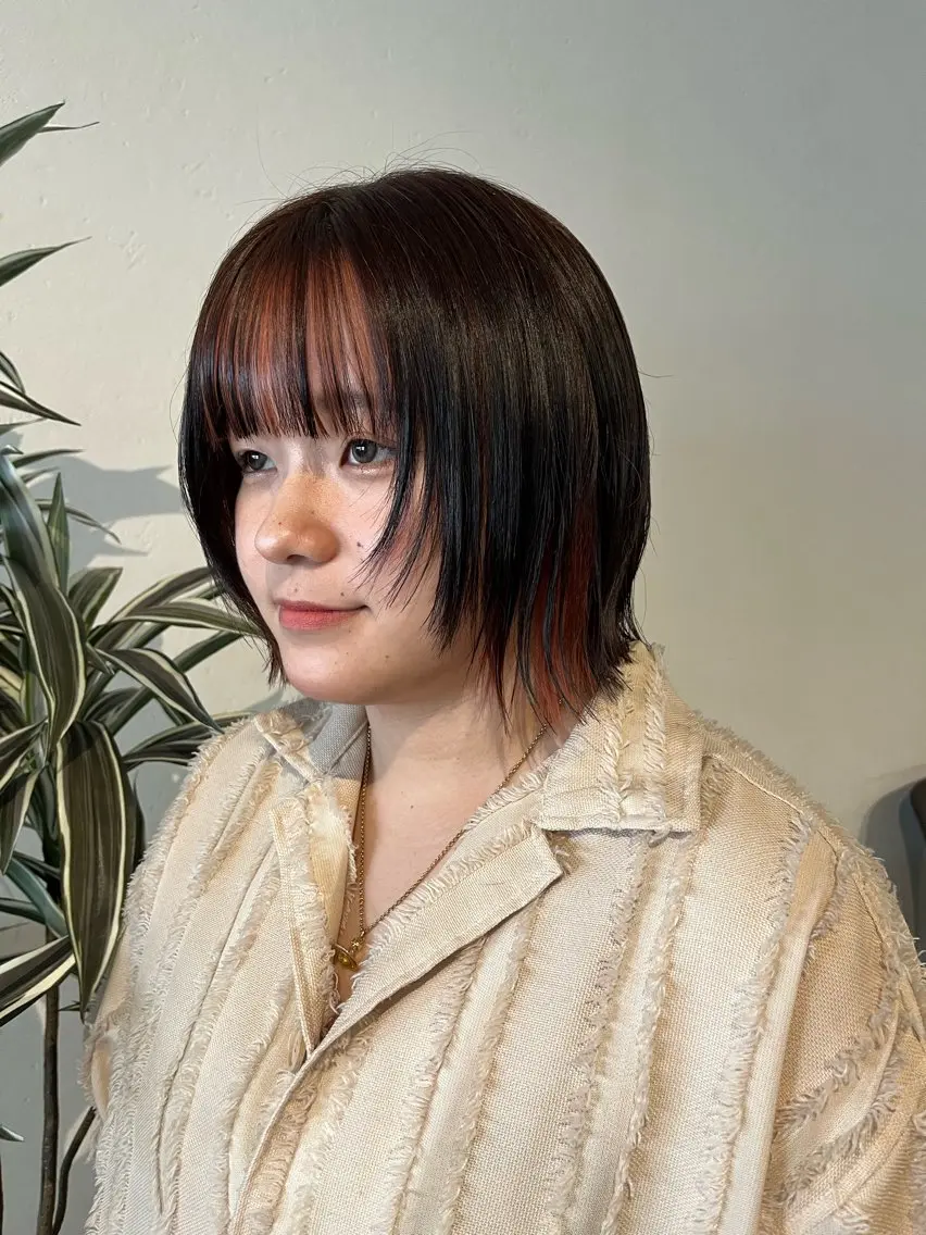 ショート カラー インナーカラー オレンジ 桃果 momokaのヘアスタイル