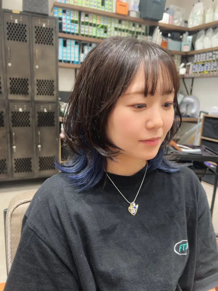 ショート カラー ブルーカラー シルバー カット ヘアカラー レイヤー/韓国/ ハッシュ/高田翼のヘアスタイル