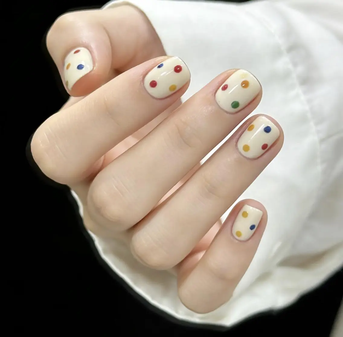 ネイル ハンドネイル ハンドケア MoonNail SALONのネイルデザイン