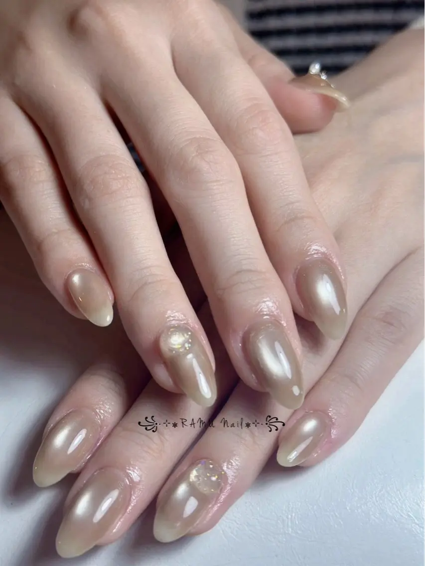ネイル キラキラネイル マグネットネイル ミラーネイル ピンク 春ネイル ハンドネイル RAMU Nail 恵比寿店のネイルデザイン