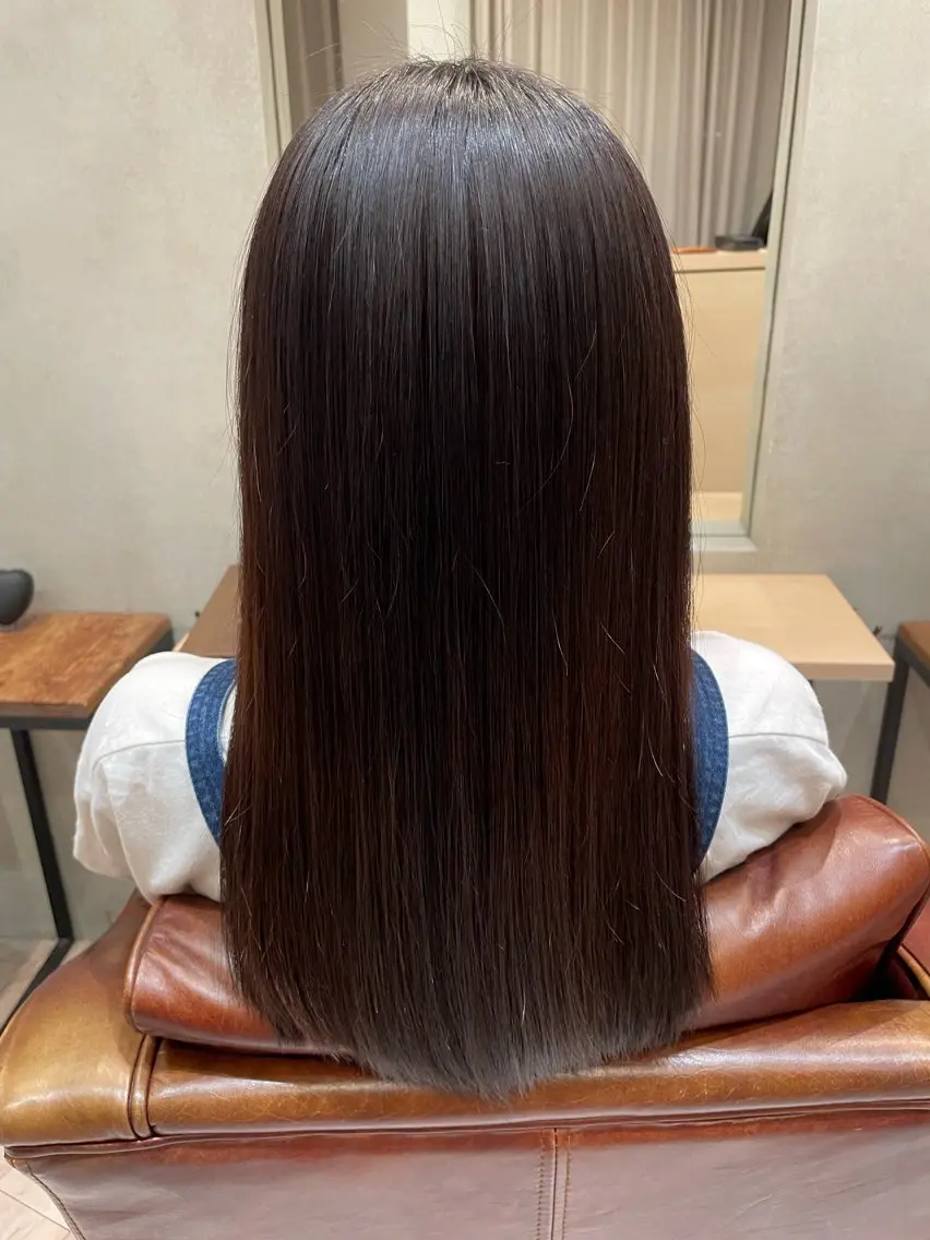 セミロング パーマ 溝口 右京のヘアスタイル