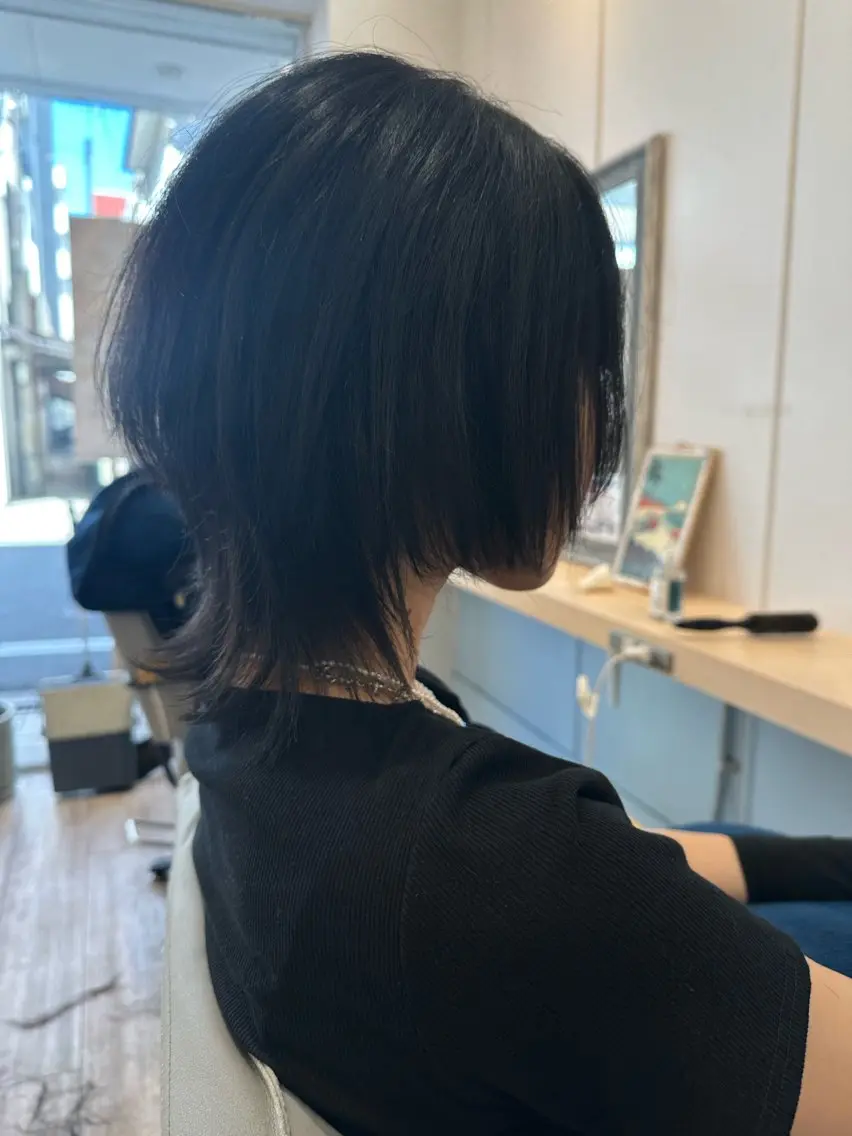 ショート ウルフカット 若山 敦のヘアスタイル