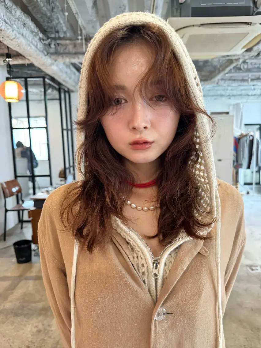 ミディアム カラー パーマ ミディアムパーマ ブラウンカラー カット ヘアカラー パーマ トリートメント パーマ/パーマ落とし 【Kouta】のヘアスタイル