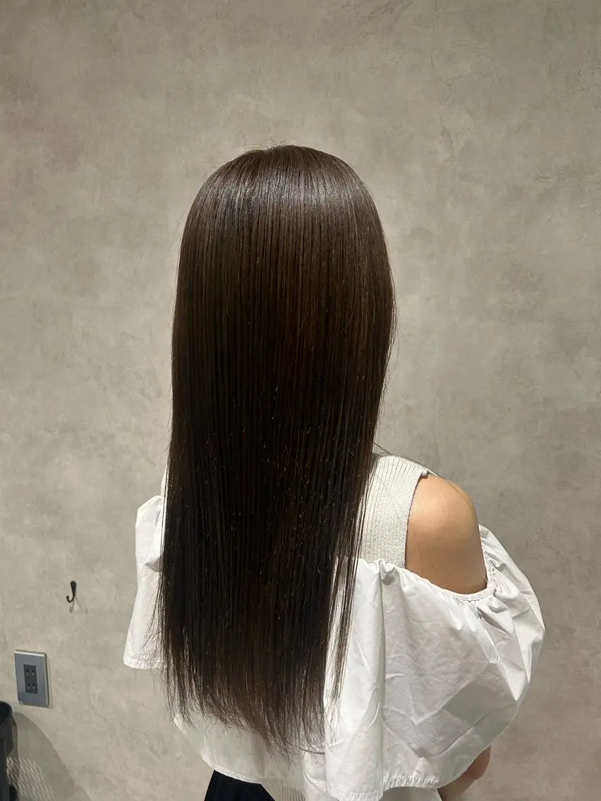 ロング カラー グレージュ オリーブカラー オリーブグレージュ オリーブグレー ヘアカラー トリートメント 《.Xian》リク /透明感/メンズのヘアスタイル
