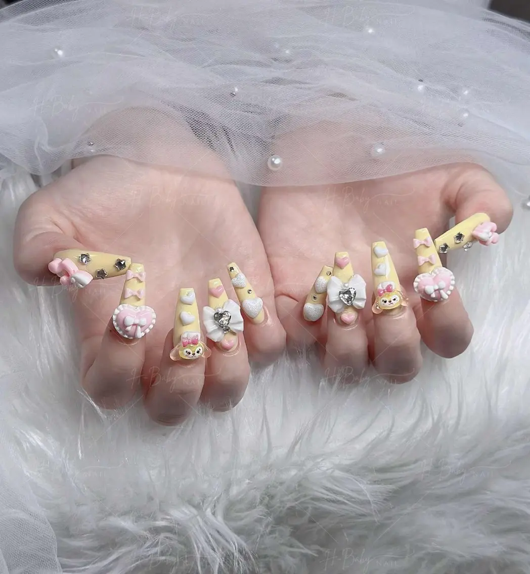 ネイル オーロラネイル フレンチネイル ジェルネイル ハロウィン 韓国ネイル ハンドネイル H.baby Nail Salonのネイルデザイン