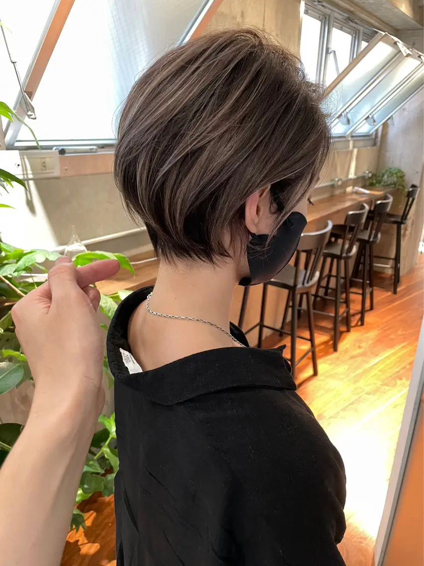 ショート カラー カット ヘアカラー トリートメント ハイライトNo.1☆ ゆうのヘアスタイル