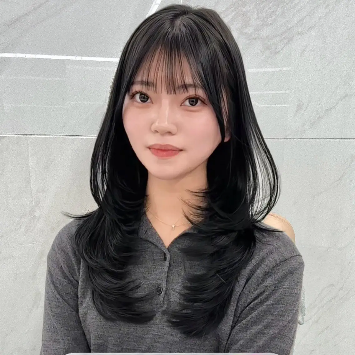 セミロング カラー ヘアアレンジ 黒髪 ナチュラルブラック 韓国風ヘア レイヤーカット カット ヘアカラー ヘアセット kana 栄美容師/韓国ヘアのヘアスタイル