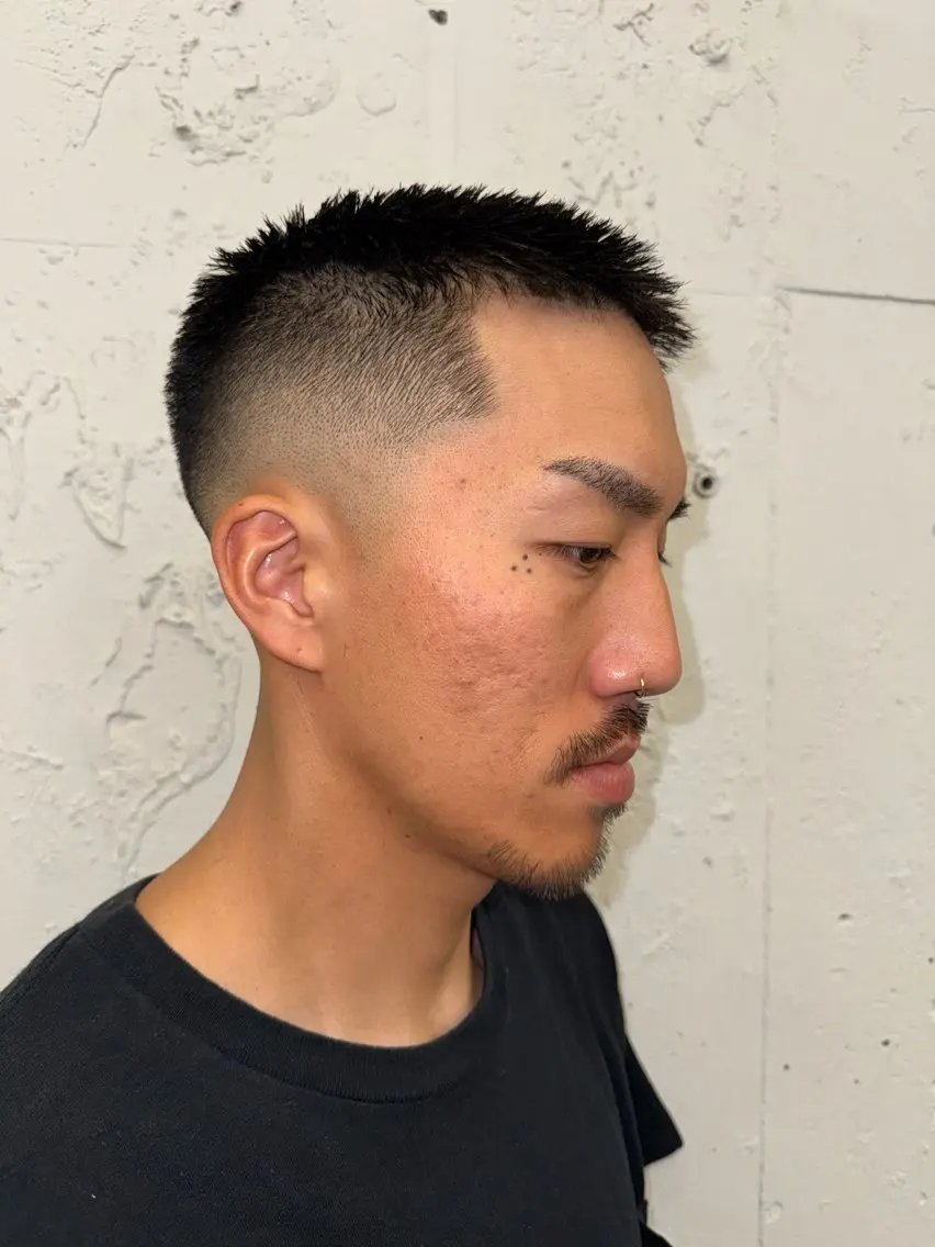 ショート メンズ フェードカット メンズショート スキンフェード スパイキーショート バズカット カット ヘッドスパ 💈メンズ特化💈 TASUKUのヘアスタイル