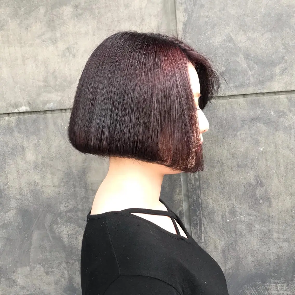 ショート カラー ブリーチ ブラウンカラー ディープラベンダー ラベンダーカラー ラベンダーブラウン K-POP好き美容師 🇰🇷Kai.Yのヘアスタイル
