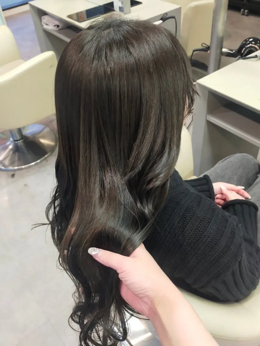 カラー ヘアカラー トリートメント SiLO 🎀 𝕂𝕒𝕟𝕟𝕒のヘアスタイル