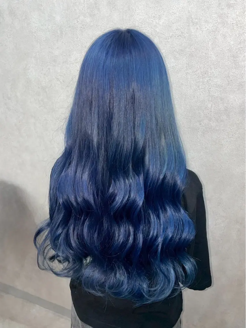 カラー ブルーカラー ヘアカラー トリートメント UNBLEACH ブリーチカラーのヘアスタイル